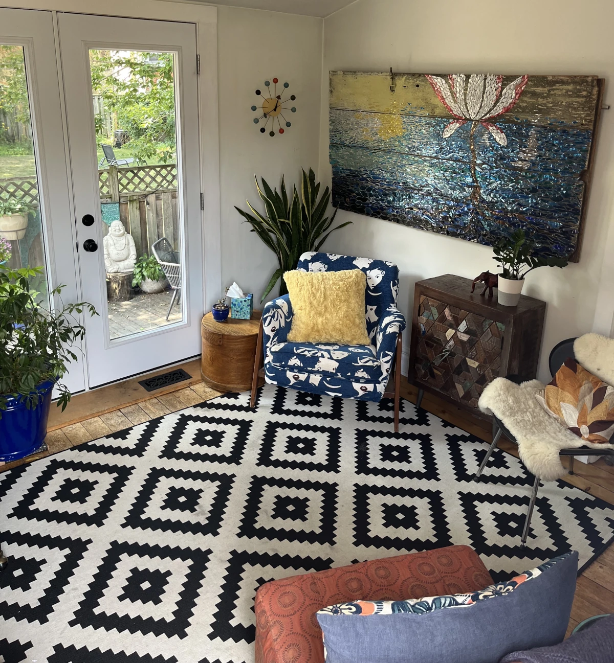 Jen's office space, a brightly lit room with two chairs.